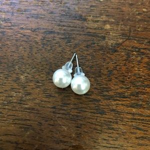 Cute fake pearl earrings